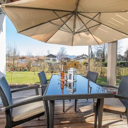 아파트 Helle Mit Bergblick & Eigener Terrasse