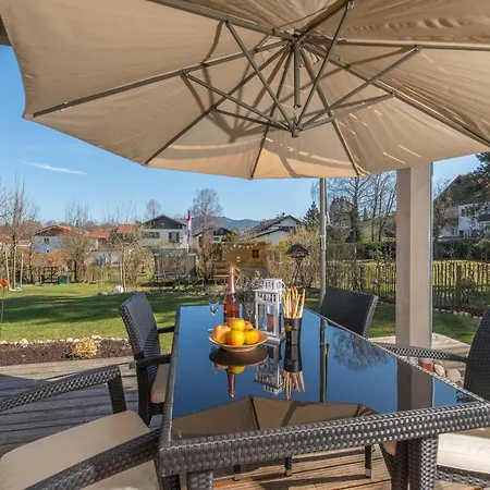 Helle Mit Bergblick & Eigener Terrasse * Bad Tolz