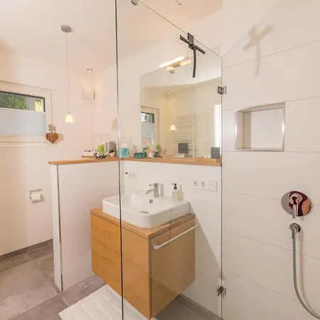 Apartment Helle Mit Bergblick & Eigener Terrasse