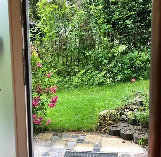 Helle Mit Bergblick & Eigener Terrasse